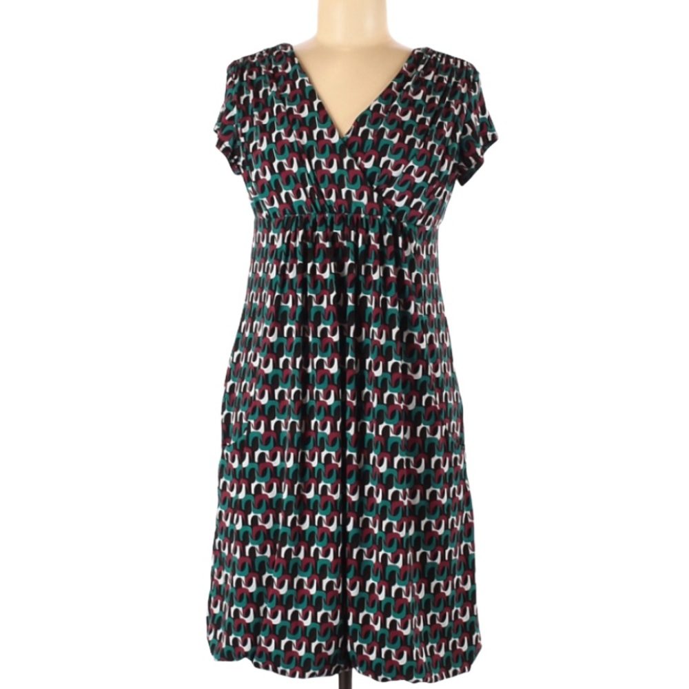 5/$25 | Karin Stevens Short-sleeve V Neck Dress